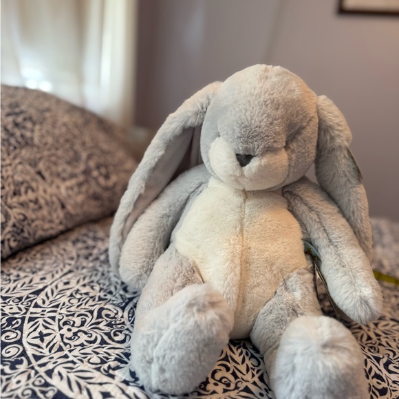 Bunnies by the Bay gray ‘Sweet Nibble’ Bunny plush NWT - Picture 3 of 15